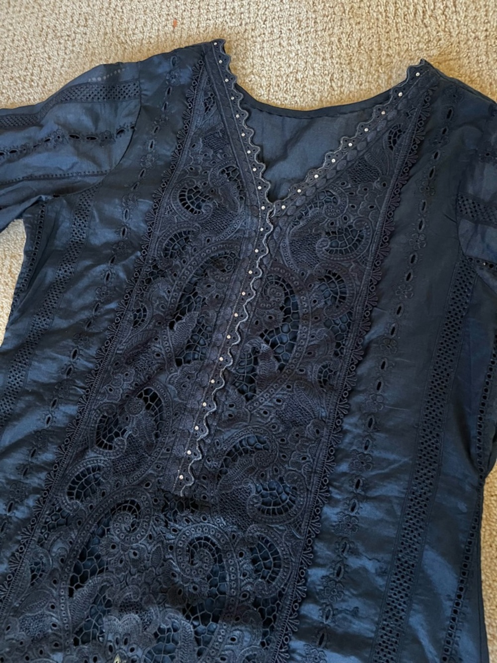 Embroidered luxury Maria B lawn dress suit - Picture 13 of 14